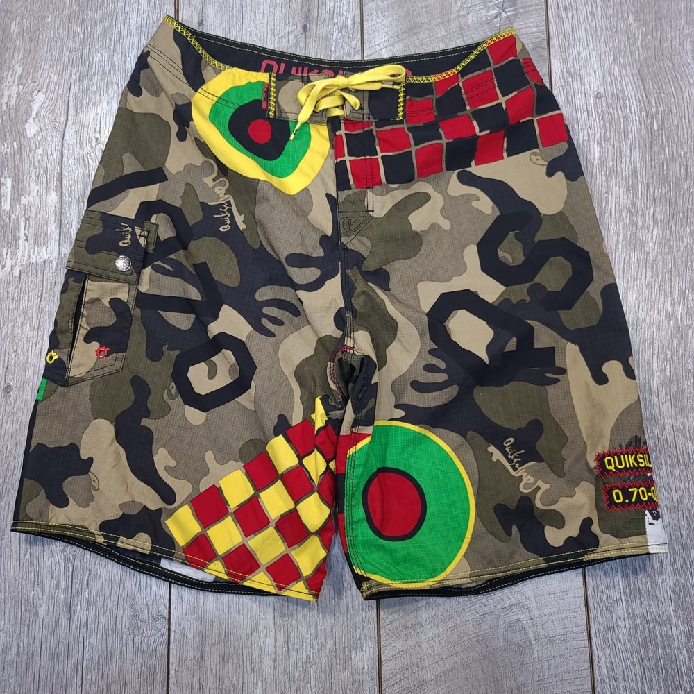 Vintage Quiksilver Board Shorts Mens 34 Camo Pop Art Military Swim Trunks